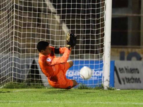Motagua se encomendó a Rubilio Castillo para rescatar un frío empate contra Victoria en La Ceiba al 90’+5’