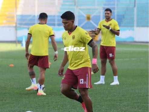 Bryan Moya arranca de titular ante Génesis de Comayagua. FOTO: Marvin Salgado.