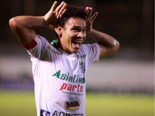 Rambo de León forma parte de la anécdotas de Said Martínez como árbitro de fútbol.