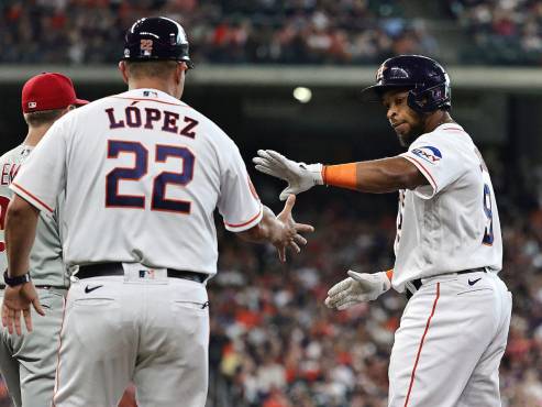 Astros de Houston perdieron ante Phillies de Philadelphia en el segundo juego de la serie entre ambos