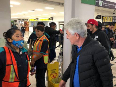 El ex técnico de Tigres fue recibido de gran manera en la Ciudad México.