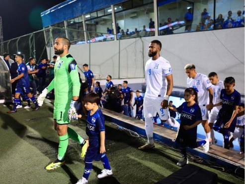 Nicaragua está venciendo a Honduras en la Eliminatoria Mundialista de Concacaf. FOTOS: Yoseph Amaya | Mauricio Ayala.