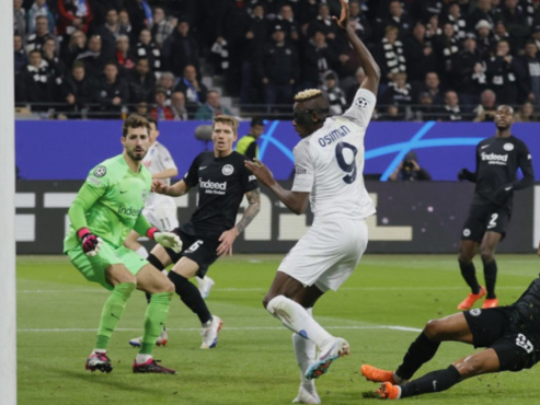 Así definió el nigeriano Victor Osimhen ante la portería de “Las Águilas Alemanas”.