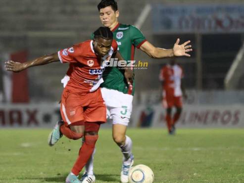 Marathón venció al Vida en un choque electrizante en el estadio Ceibeño. FOTO: Esaú Ocampo.