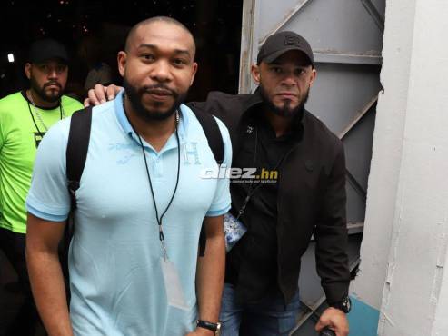 Wilson Palacios en su llegada al estadio Nacional Chelato Uclés de Tegucigalpa. FOTOS: Mauricio Ayala | Andro Rodríguez | David Romero.