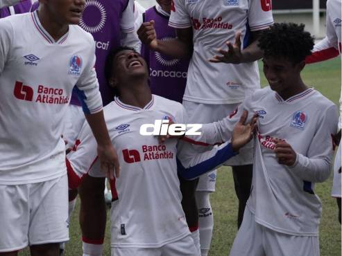 Olimpia eliminó al Marathón y va por la décima estrella en el Torneo de Reservas. FOTO: Mauricio Ayala.