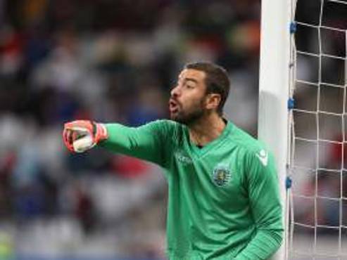WOLVERHAMPTON, ENGLAND - OCTOBER 19: Rui Patricio of Wolverhampton Wanderers celebrates his team's first goal during the Premier League match between Wolverhampton Wanderers and Southampton FC at Molineux on October 19, 2019 in Wolverhampton, United Kingdom. (Photo by Nathan Stirk/Getty Images)