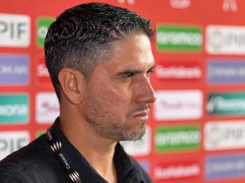 Pablo Salazar no tuvo suerte con el Herediano, al que deja después de cuatro partidos.