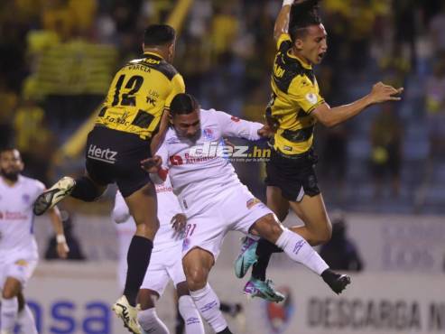 Real España y Olimpia siguen sin hacerse daño en el clásico. FOTOS: Mauricio Ayala | Héctor Edú | Neptalí Romero.