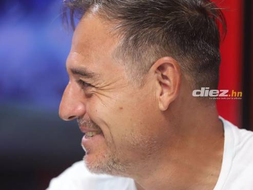 El entrenador de Marathón, Hernán Medina, pide a la afición que tenga paciencia porque el equipo dará todo por lograr los objetivos. FOTO: Mauricio Ayala.