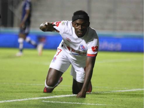 Alberth Elis celebró con mucha euforia su gol ante Motagua. FOTO: David Romero.
