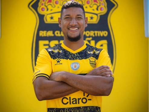 Bryan Acosta se convirtió en nuevo fichaje del Real España y usará el dorsal “8”. FOTO: RCDE.