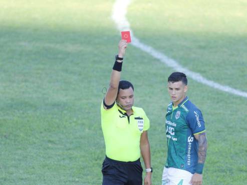 André Orellana recuerda su pelea con Beckeles y Troglio y, ¿se considera uno de los más guapos de la Liga Nacional?