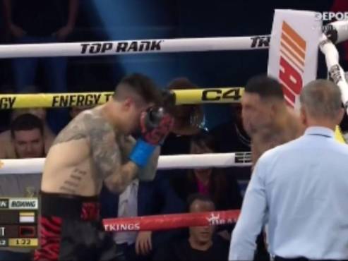 Teófimo López emparejó la batalla ante Claggett que no se ha achicado ante el campeón mundial.