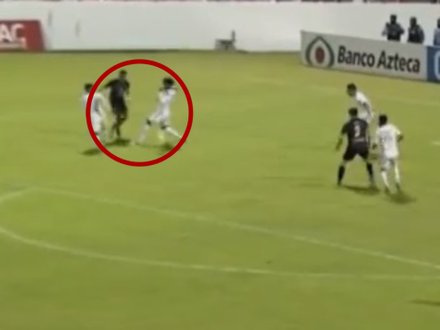 El balón impactó en la mano de Maylor Núñez luego de un centro de una acción de peligro del Olancho FC.