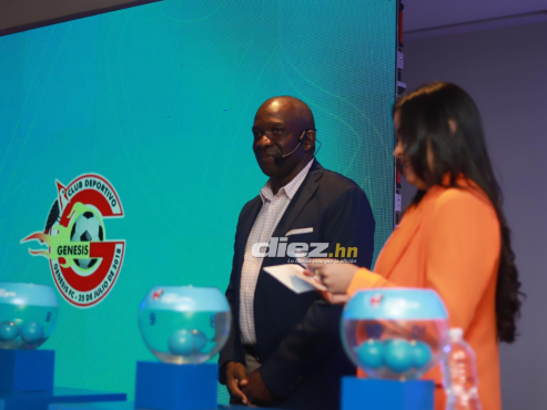 La Liga Nacional desarrolló este viernes el sorteo para el calendario de juegos de las vueltas regulares del torneo Apertura 2023. FOTO: Mauricio Ayala.