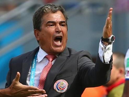 RECIFE, BRAZIL - JUNE 20: Head coach Jorge Luis Pinto of Costa Rica reacts during the 2014 FIFA World Cup Brazil Group D match between Italy and Costa Rica at Arena Pernambuco on June 20, 2014 in Recife, Brazil. (Photo by Robert Cianflone/Getty Images)