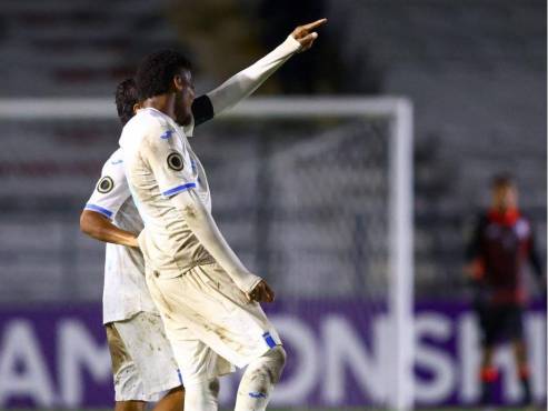 Honduras receta manita a República Dominicana, conquista su grupo del Premundial y sueña con el Mundial Sub-20