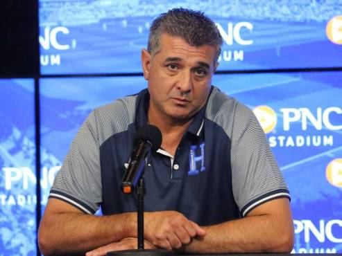 Diego Vázquez tiene contrato hasta la Copa Oro con Honduras, pero no se descartan cambios.