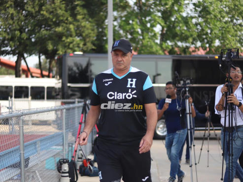 El entrenador de la Bicolor manifestó que están corrigiendo los errores que tuvieron ante Venezuela. FOTO: Mauricio Ayala.