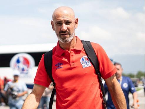 Eduardo Espinel se mostró contento previo al amistoso ante Motagua en Houston. FOTO: MAURICIO AYALA.