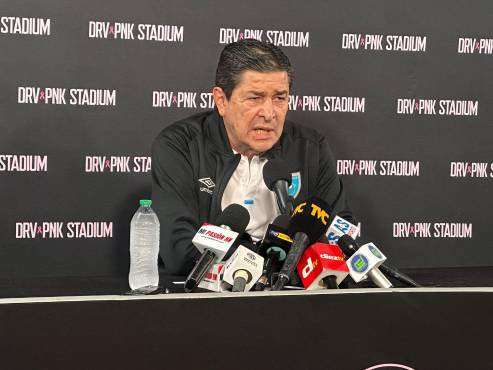 Luis Fernando Tena clasificó a Guatemala a cuartos de final de la Copa Oro 2023.