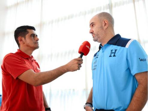 Francisco Saybe charló con DIARIO DIEZ previo al Nicaragua vs Honduras por la Eliminatoria Mundialista. FOTO: Mauricio Ayala.