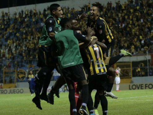 Real España conquistó sus primeros tres puntos del campeonato Clausura 2023.