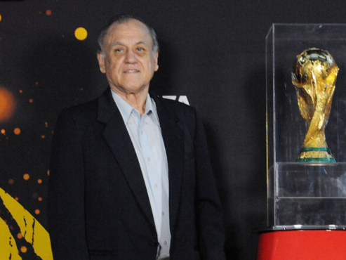 José de la Paz Herrera (QDDG) ha sido el único entrenador hondureño en clasificar a una Selección Hondureña adulta a una Copa del Mundo.