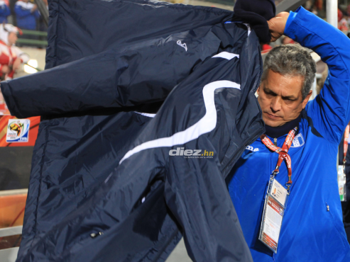 El nuevo seleccionador de Honduras tiene poderosos retos que afrontar de cara al Mundial de 2026.