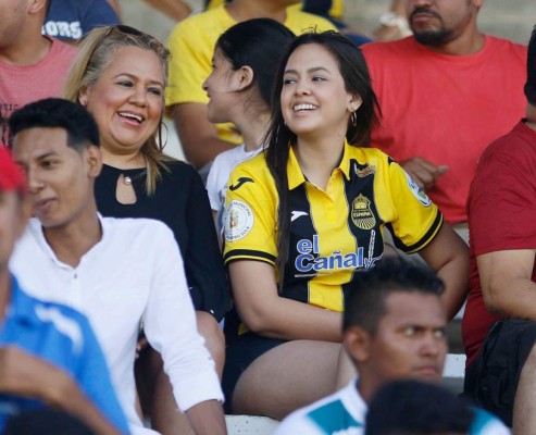 ¡Cositas! El Excélsior se luce y nos muestra la belleza de la jornada en Honduras