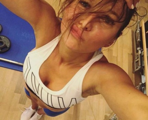 ¡Bella! La mujer de Robert Lewandoski se roba las miradas en el Oktoberfest