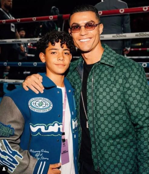 Cristiano Ronaldo Jr y Lamine Yamal, las fotos inesperadas de ambos jugando y de vacaciones; comparan su físico y es viral