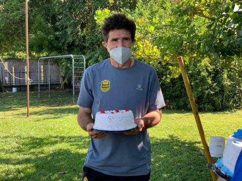 Héctor Vargas apenas lleva un mes como entrenador del Real España.