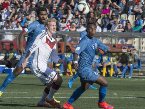 COLOGNE, GERMANY - DECEMBER 21: Julian Brandt of Leverkusen is seen during the Bundesliga match between 1. FC Koeln and Bayer 04 Leverkusen at RheinEnergieStadion on December 21, 2016 in Cologne, Germany. (Photo by Maja Hitij/Bongarts/Getty Images)