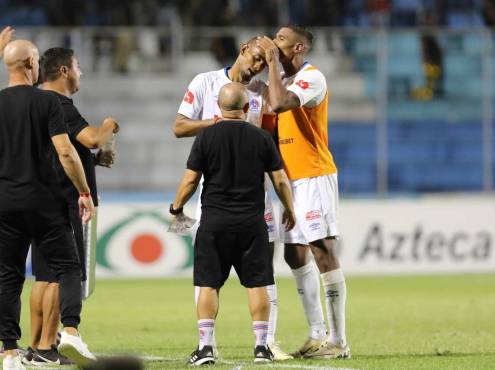 Bengtson también golea de forma acrobática: ¡Así fue su golazo número 199 en Liga Nacional!