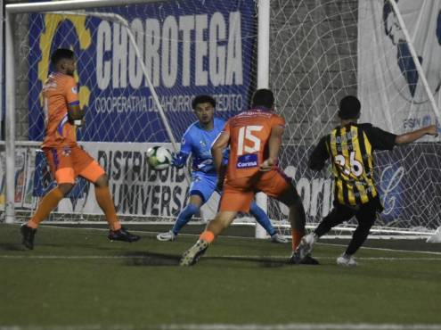 ¡Real España y Lobos UPN se van empatados sin goles para definir el semifinalista en la vuelta del repechaje!