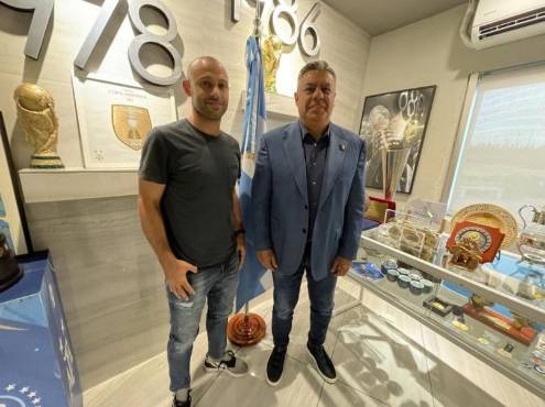 Mascherano deja el cargo de jefe del Departamento de Metodología y Desarrollo en la AFA para dirigir a la Sub-20 de Argentina.