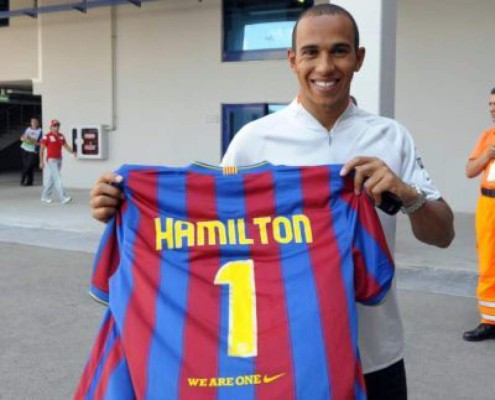 ¡Los famosos tienen su equipo para el clásico español Barcelona-Real Madrid!