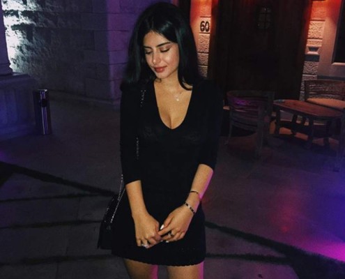 ¡UNA MUÑECA! Así es la bella hijastra que tiene el jugador español Cesc Fabregas