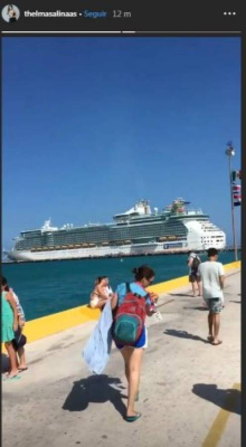 Presentadora mexicana vacaciona en las playas de Roatán, Honduras