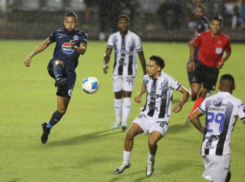Motagua goleó al Tauro y pone su grupo al rojo vivo; se mete a la pelea por la clasificación en Copa Centroamericana