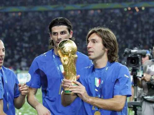 Andrea Pirlo campeón del mundo en 2006 con la Selección de Italia.