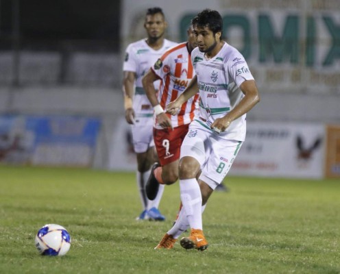 Mercado: Vida se arma hasta los dientes, Motagua ficha dos ex Olimpia y Óscar Salas está de regreso