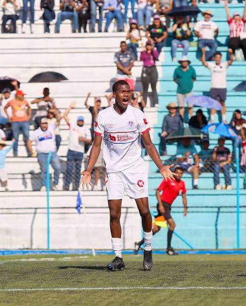 Olimpia apuesta por su cantera: Espinel abre las puertas a una nueva generación