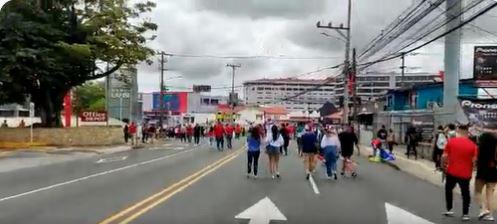 Tambores, bailes,  el pitbull disfrazado y mucha alegría en Costa Rica tras lograr su clasificación al Mundial de Qatar 2022