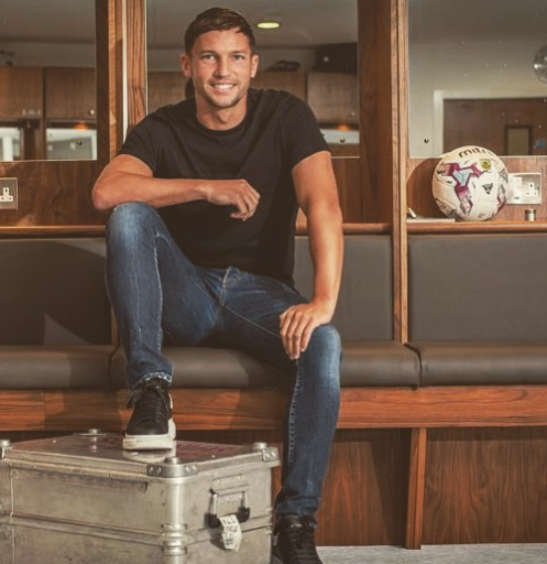 El campeón de la Premier League que lleva ‘desaparecido’ más de 400 días: “¿Qué me ha pasado?”