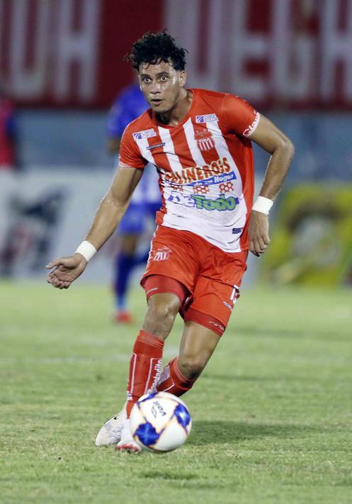 Fichajes: Sacudida en Honduras, Real Sociedad rescinde al DT italiano y Edwin Rodríguez es noticia