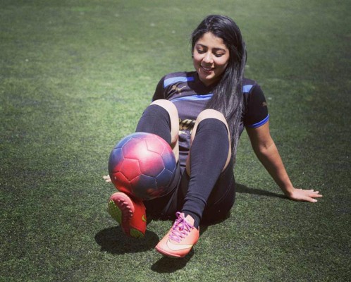 Sol Mejía la bellísima futbolista hondureña y goleadora del Olimpia
