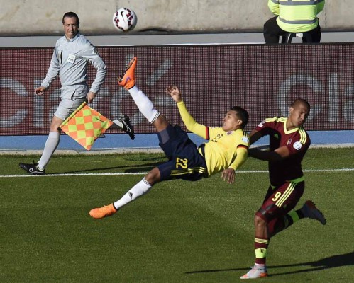 Venezuela vence 1 a 0 a Colombia en su debut en la Copa América